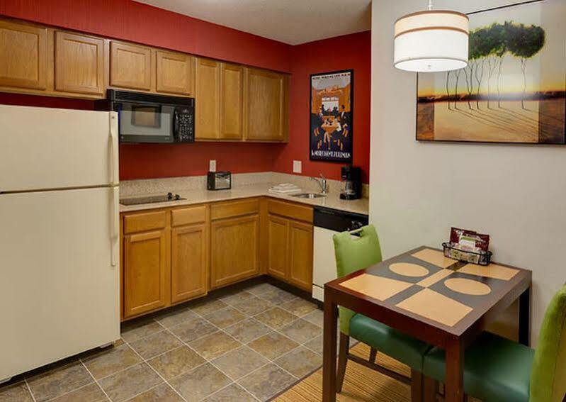 Residence Inn By Marriott Boston Brockton/Easton Esterno foto